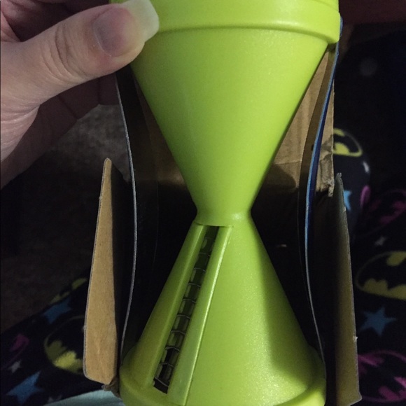 Small spirelli vegetable spiral slicer - Picture 13 of 15